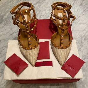 Valentino Rockstud T-strap Pointed Toe Pump raffia and brown leather